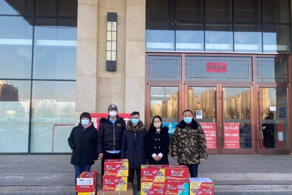 凝心聚力 抗擊疫情！內蒙古才路人力資源服務有限公司向中共玉泉區(qū)委組織部捐贈愛心物資